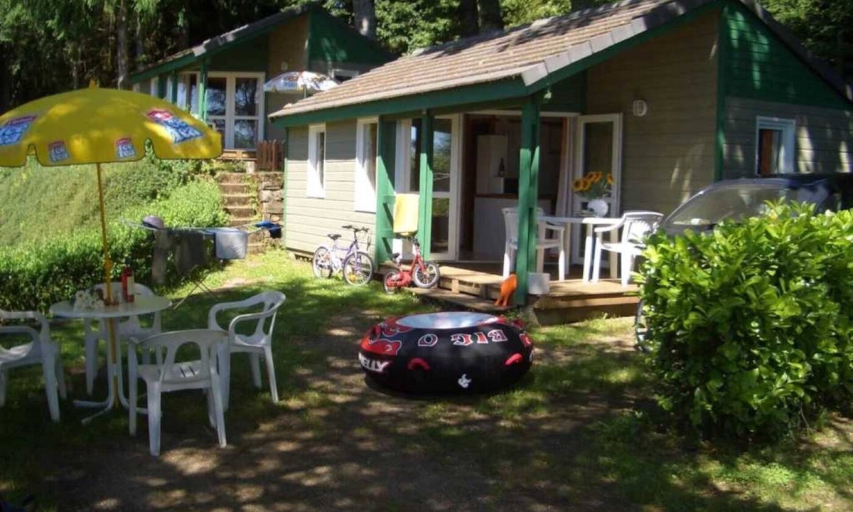 Salles-Curan Ski Chalet | Chalet - Piscine - eecfce