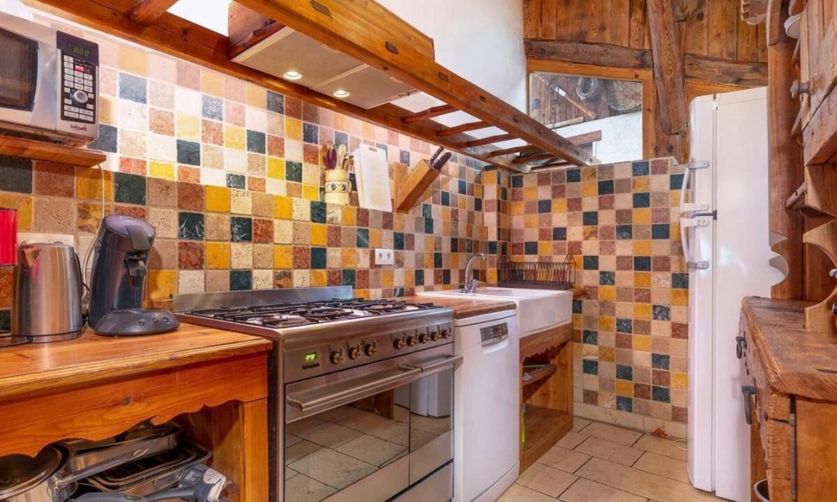 Nancroit Ski Chalet | Chalet, sauna, balcony, fireplace or stove, parking, tv, 125m², Peisey-Vallandry