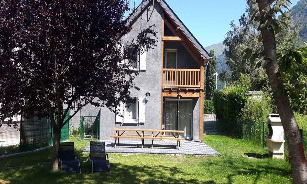 Luz-Saint-Sauveur House | Chalet Toy 12 people Luz St Sauveur