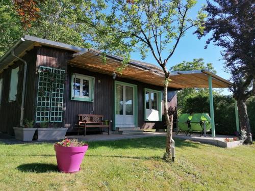 Argentat Ski Chalet | Chalet Vert 10 min à pied du centre ville d'Argentat-sur-Dordogne