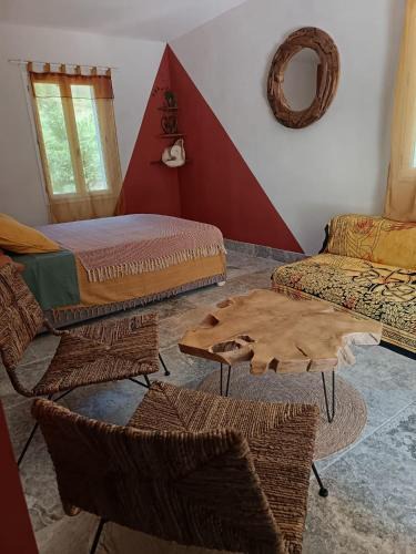 Saint-Jean-du-Bruel Bed & Breakfast | CHAMBRE D'HÔTE Confort Nature Ballades et rando