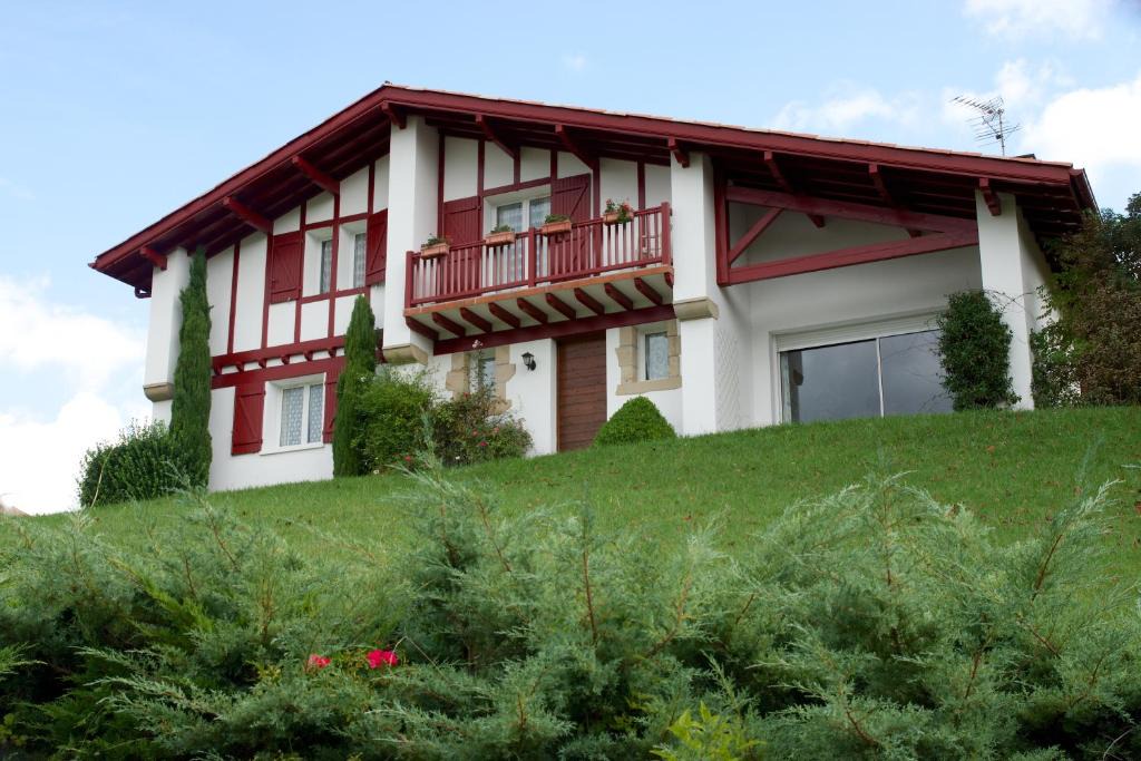 Saint-Jean-Pied-de-Port Bed & Breakfast | Chambres d'Hôtes Garicoitz