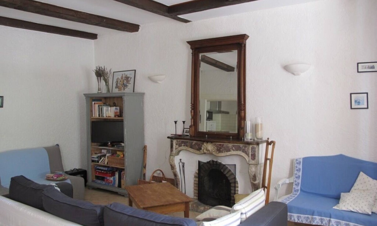 Rustrel Apartment | Charming apartment at the foot of the Luberon ochres