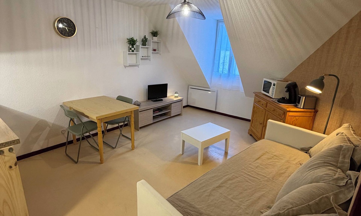 Luz-Saint-Sauveur Apartment | Charming, cosy T2 with breathtaking view of the Cirque de Gavarnie