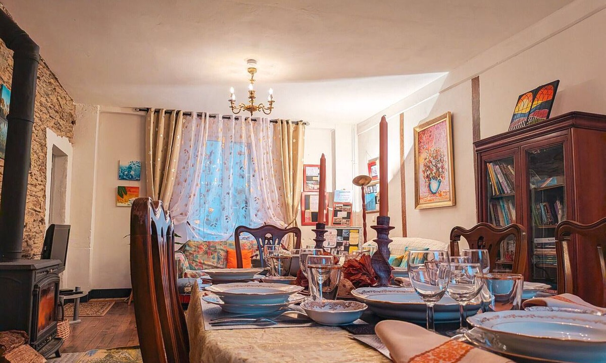 Crozon-sur-Vauvre Cottage | Charming house with garden - 6 guests