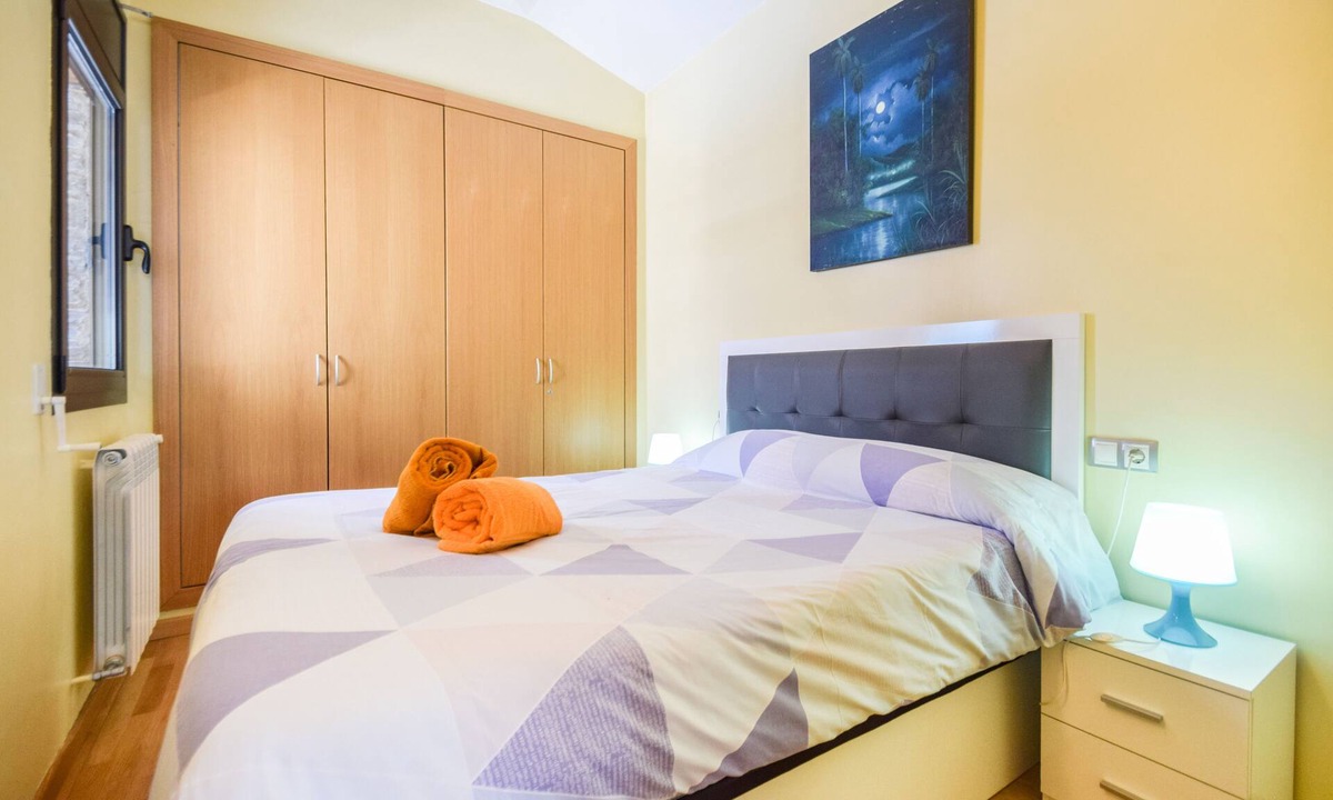 Engolasters Apartment | Charming Penthouse near Caldea HUT-6793