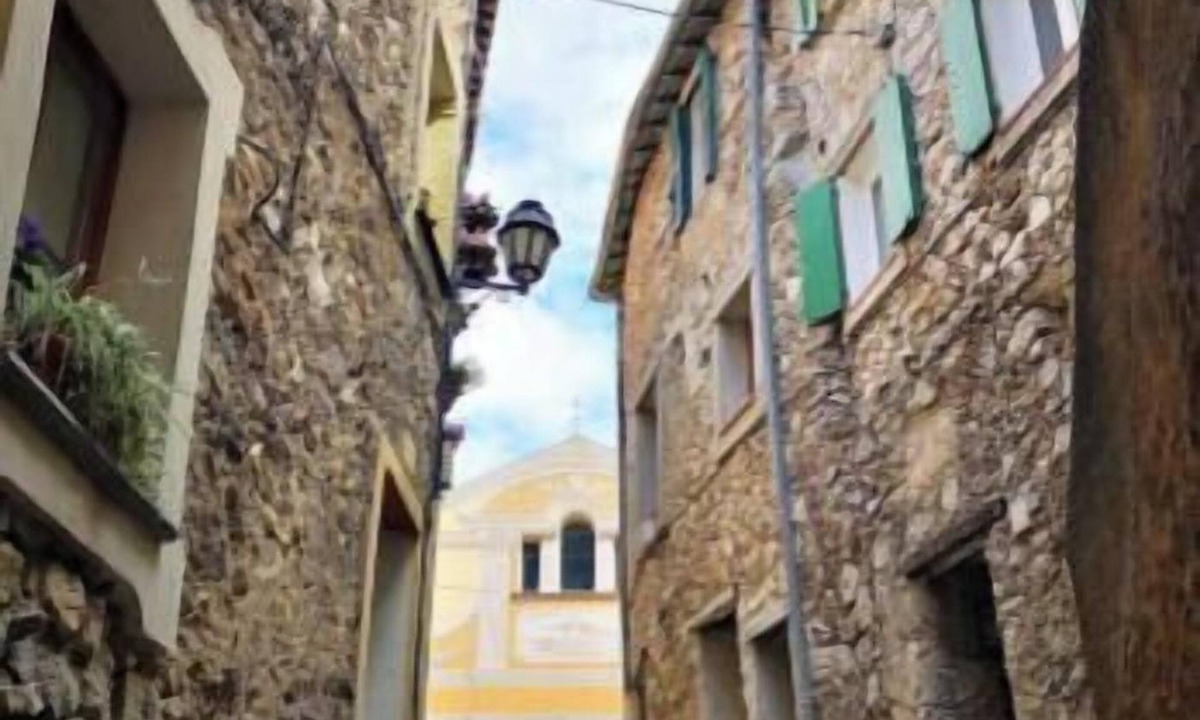 Gorbio Apartment | Charming renovated Medieval village apartment T2, 7km from Menton and its beaches