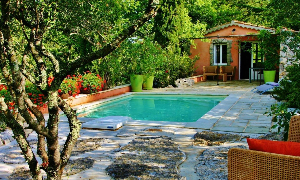 Labeaume Cottage | Charming self-catering cottage in Labeaume, private pool & private beach by the river