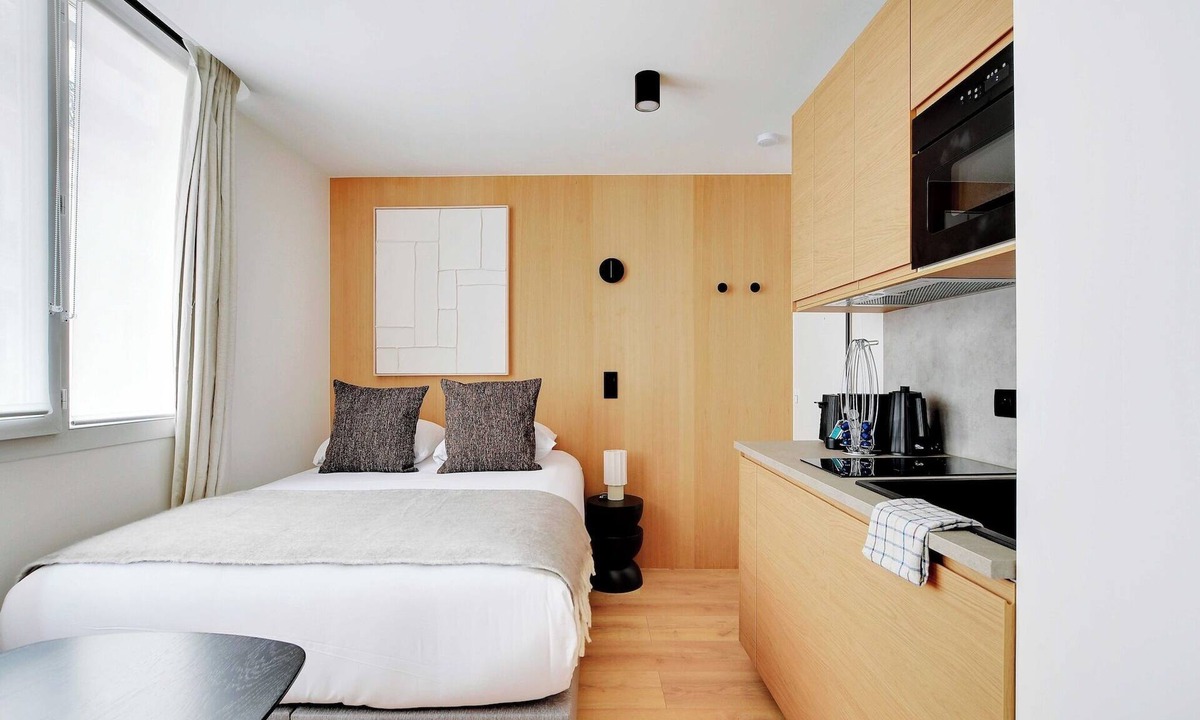 Quartier de la Folie-Mericourt Apartment | Charming Studio 2P - Place de la République