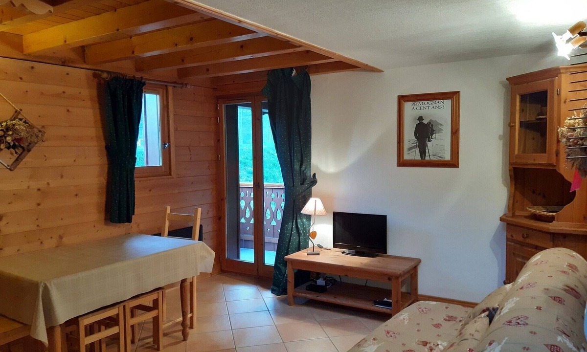 Pralognan-la-Vanoise Apartment | Charming T2 Mountain Pralognan 4 ppl