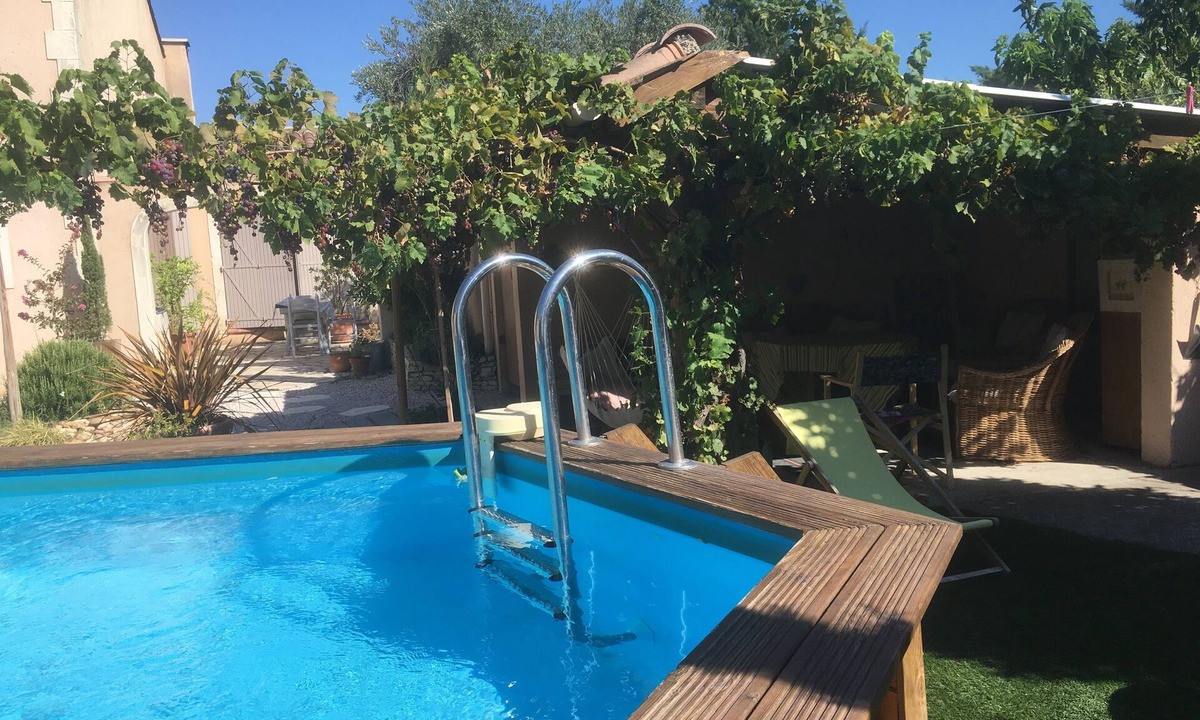 Jonquerettes House | Charming vacation rental in Provence, with a private pool and garden
