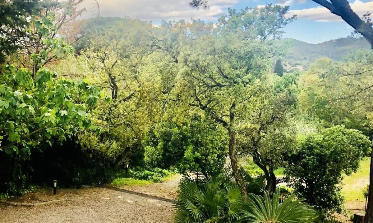Les Issambres Villa | Charming villa, garden, beach and port 7 min walk, reversible air-conditioning, boules court.