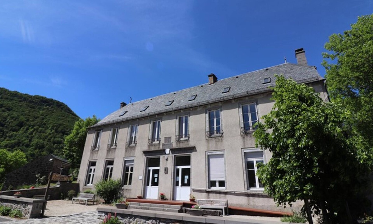 Brezons Apartment | Charming Village Apartment in Auvergne - Hiking, Skiing, Tranquility