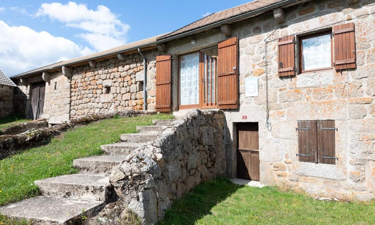Saint-Denis-en-Margeride House | Chez Momo 2/4 persons