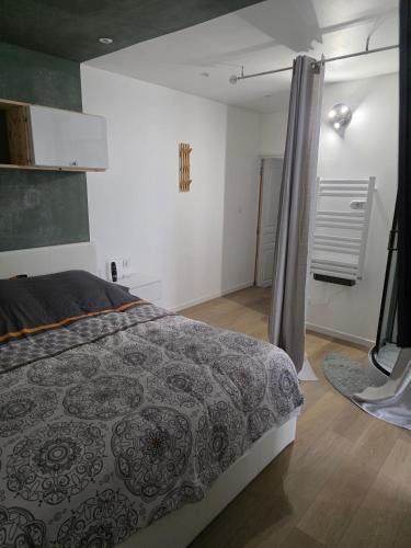 Bort-les-Orgues Apartment | Chez Marie