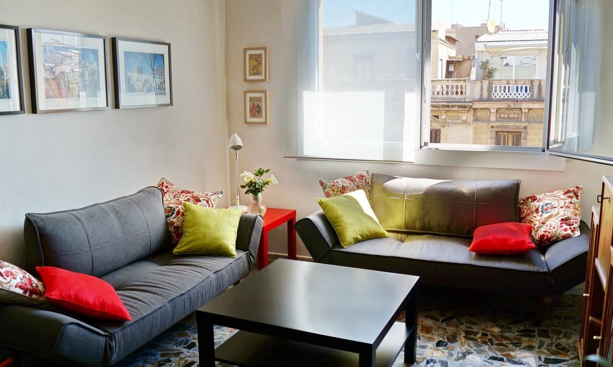 L'Antiga Esquerra de l'Eixample Apartment | City center apartment perfect for couples in Barcelona
