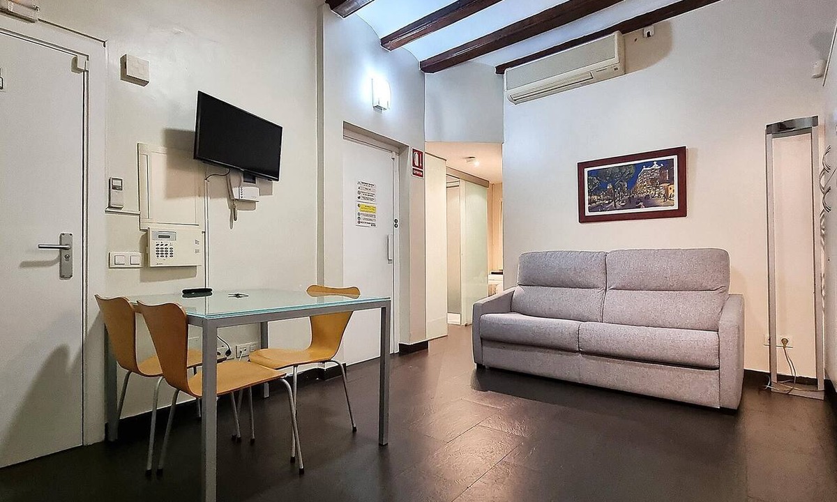 El Born Apartment | CLASSBEDROOM BORN BEACH 2