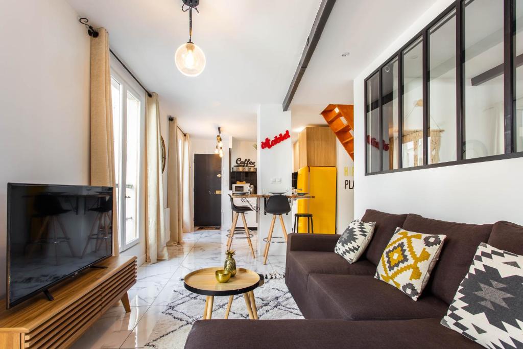 Bonne-Nouvelle Apartment | CMG Montorgueil V