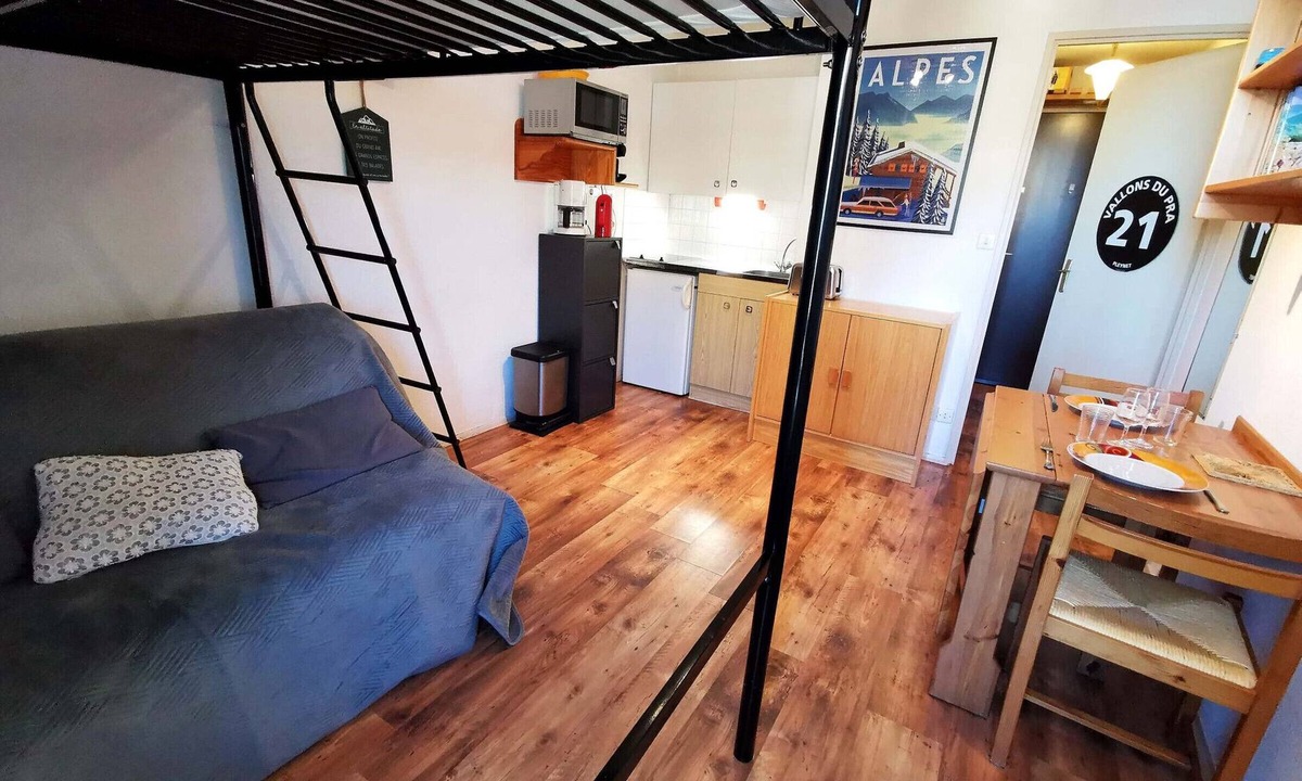 Prapoutel Apartment | Comfortable studio, ski-in ski-out, Belledonne