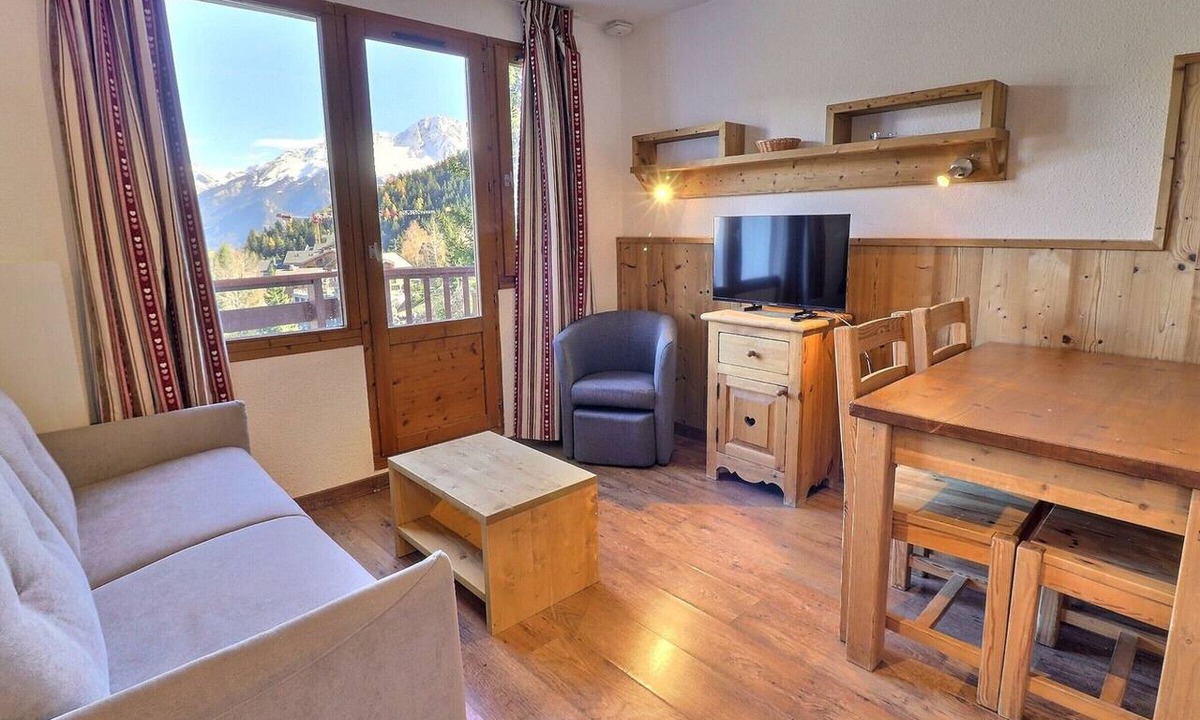 La Perriere Apartment | Comfortable 2-Room, 4 Pers, Ski-In, Close to Shops