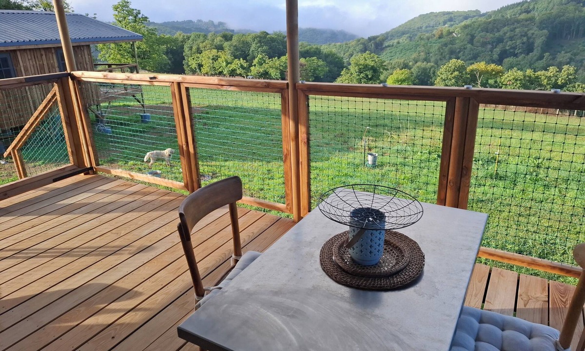 Sadroc Ski Chalet | Comfortable cabin with breathtaking views of the Corrézienne countryside
