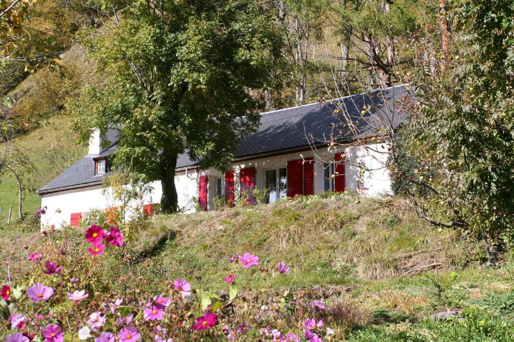 Sers House | Comfortable farm house Petit Barzun, in the Parc National Pyrenees