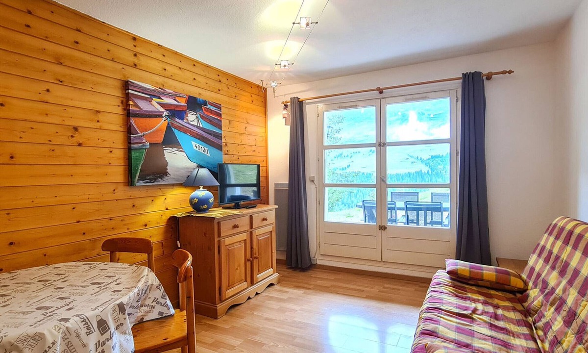 Flaine Apartment | Comfortable studio with terrace, Flaine