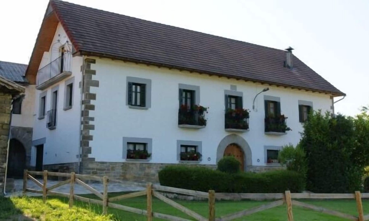 Ibilcieta Cottage | COMPLETE APARTMENT