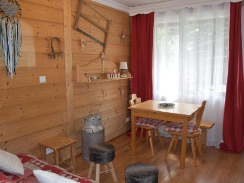 Pralognan-la-Vanoise Apartment | Confortable 2 pièces avec terrasse - Piscine chauffée - FR-1-464-143
