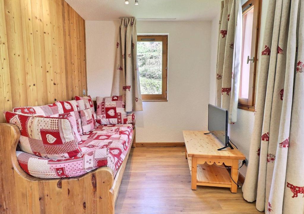 La Perriere Apartment | Confortable 2P+Cabine, Skis aux pieds, proche commerces, 5/6 pers - FR-1-182A-32