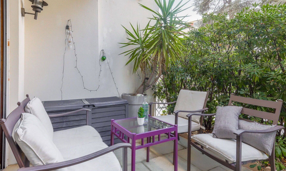 La Madeleine Apartment | Cosy apartment for 4 people with pool, WIFI, TV and terrace
