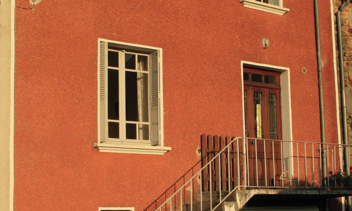 Aubazat Apartment | Cosy house in the heart of nature