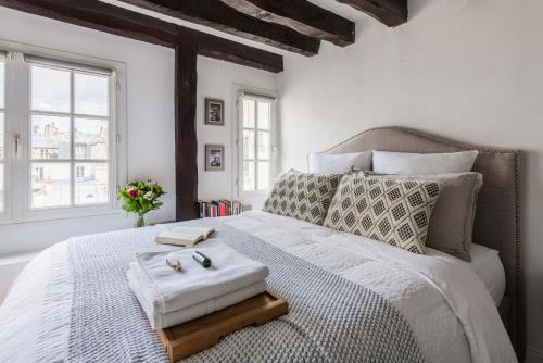 5th Arrondissement Apartment | CosyCocoon