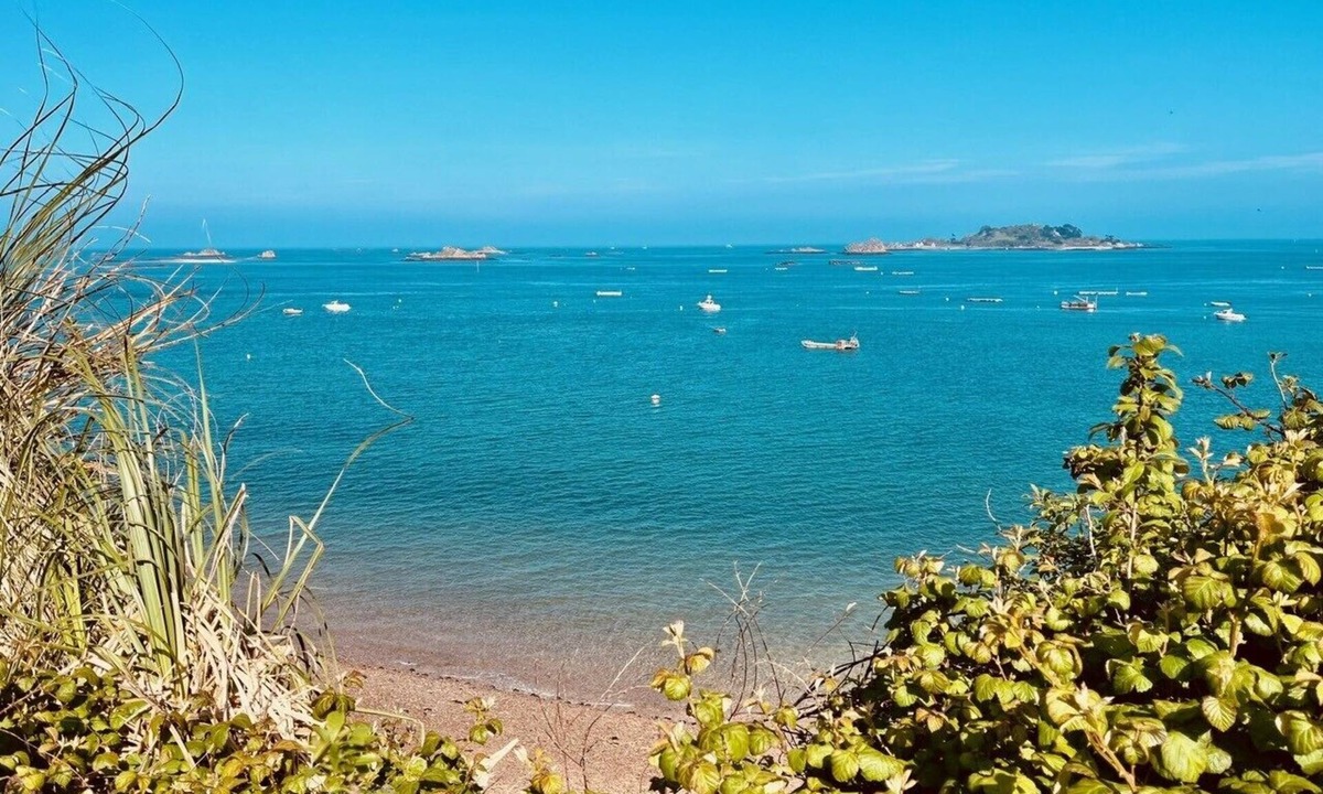 Loguivy House | Coup de Coeur Pour Cette Villa Avec vue sur L'ile de Bréhat
