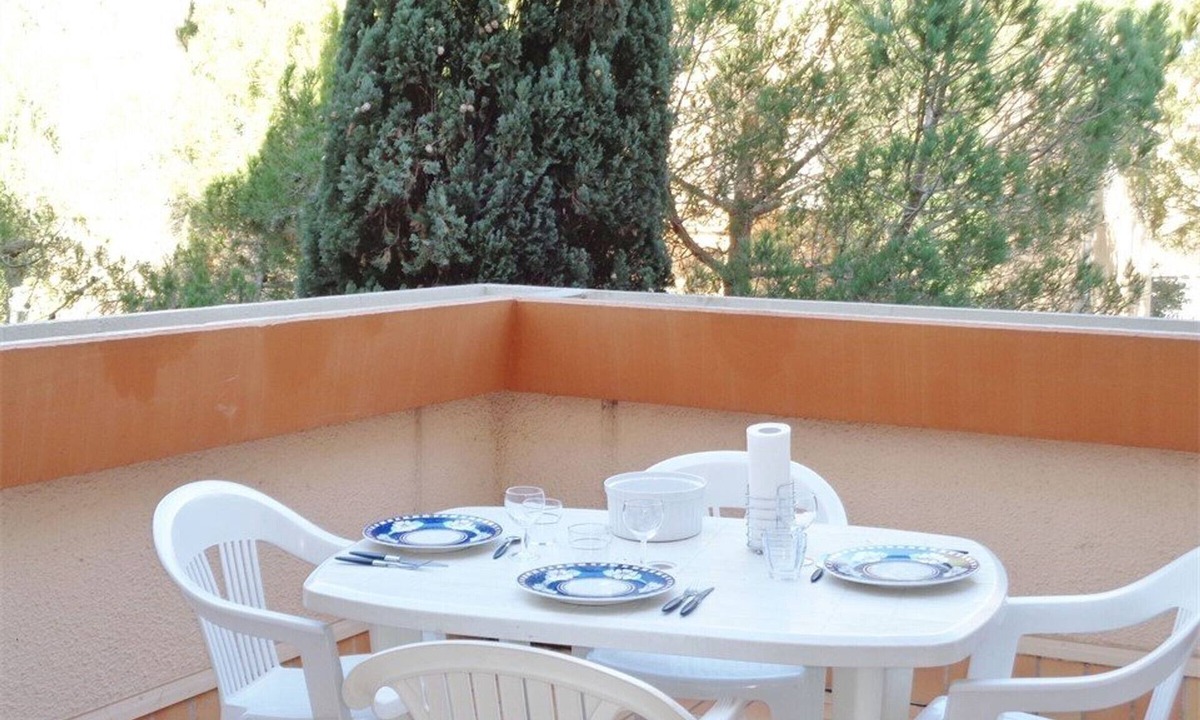 Argeles Plage Apartment | Cozy 2-Bedroom Apartment with Terrace & Parking, 200m from Beach - Argelès-sur-Mer