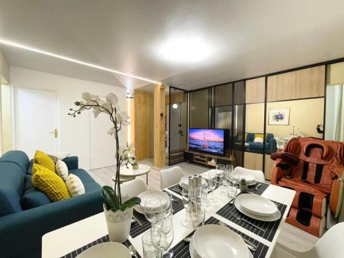 Quartier de la Maison-Blanche Apartment | Cozy & Spacious 3BR Paris Apartment with Balconies Metro 6 Glacière