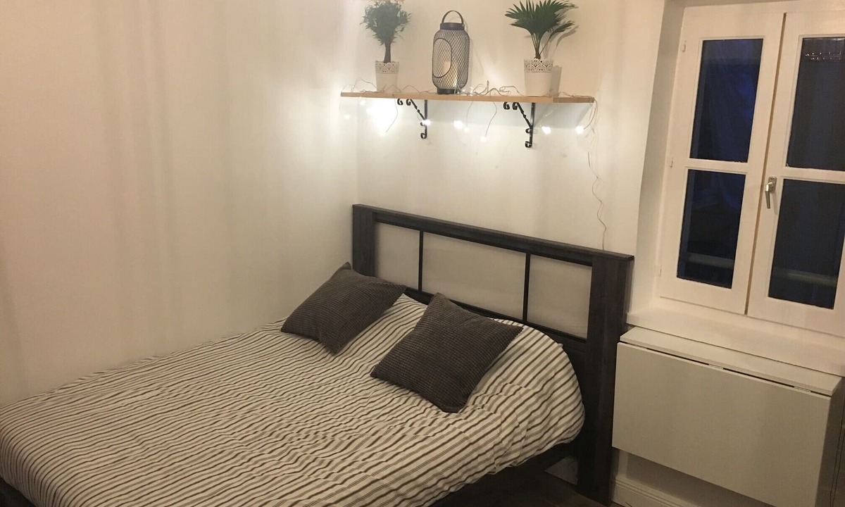 Grande Cote - Annonciade Apartment | Cozy Studio for 2 People, Blandan, Sathonay, Terreaux