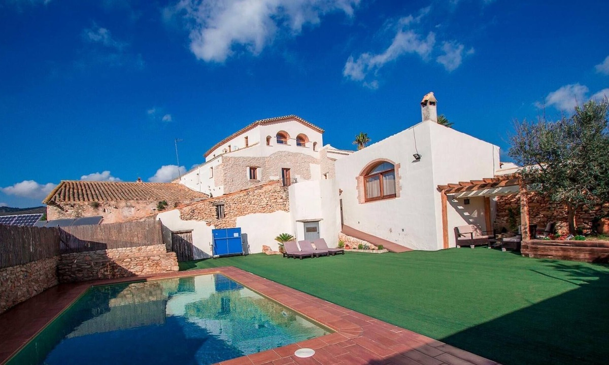La Bisbal del Penedes Villa | Cristina Mas Llagostera/La Bisbal