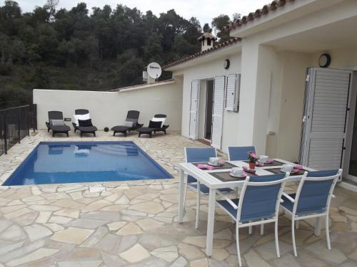 Tossa de Mar House | DANLUX MOLI 13