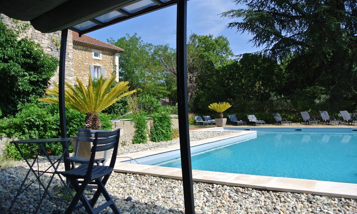 Cornillon House | Demeure de Pradas Cornillon Goudargues Cèze Valley