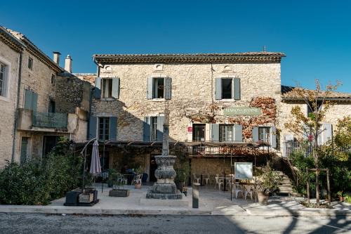 Lussan Hotel | Demeures & Châteaux Hôtel Maison Gramme
