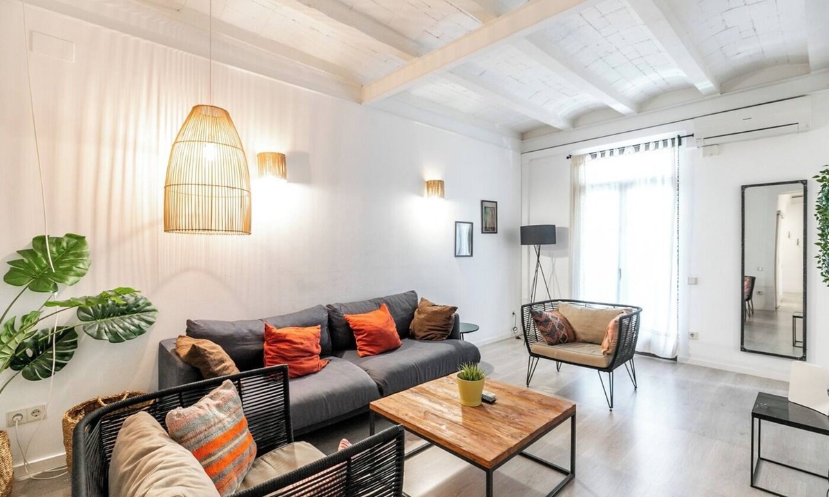 La Font de la Guatlla Apartment | Discover your home in Barcelona: design, comfort and perfect location