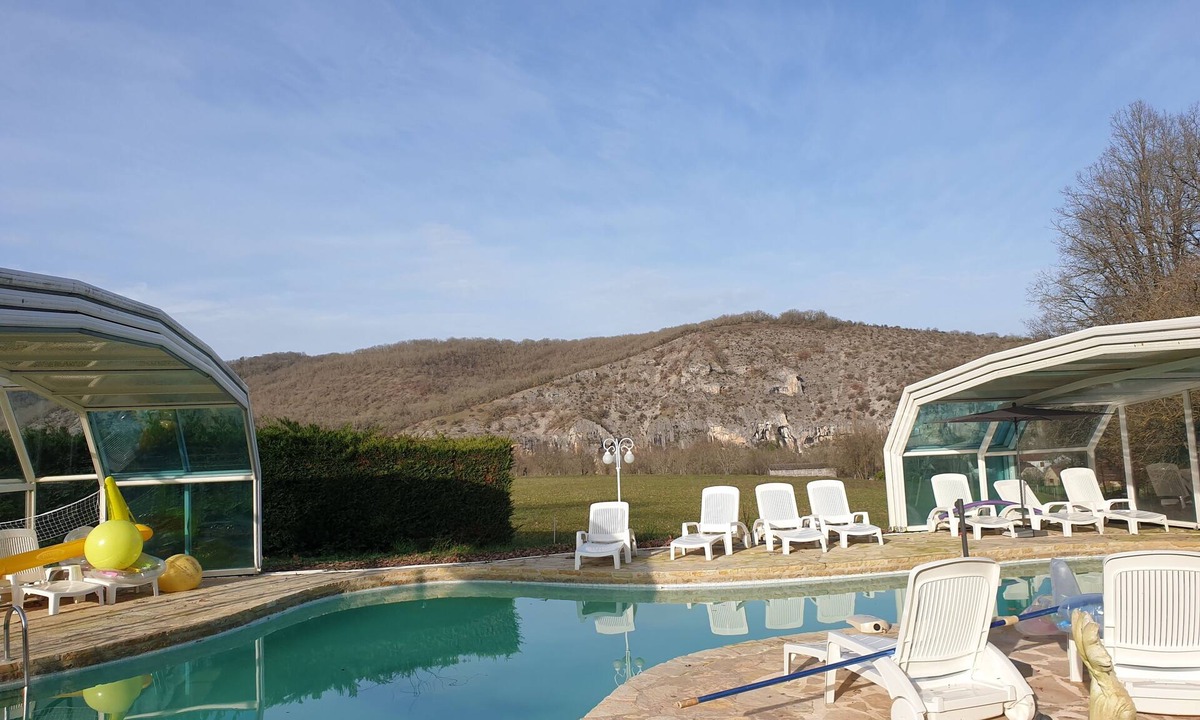 Lacave House | Domaine de Pech Marjac - large indoor swimming pool in the middle of the park