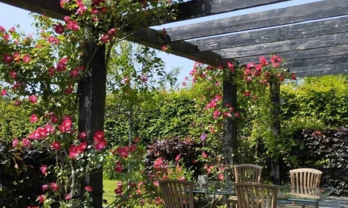 Tauves House | Domaine des Roses - Rose Cottage