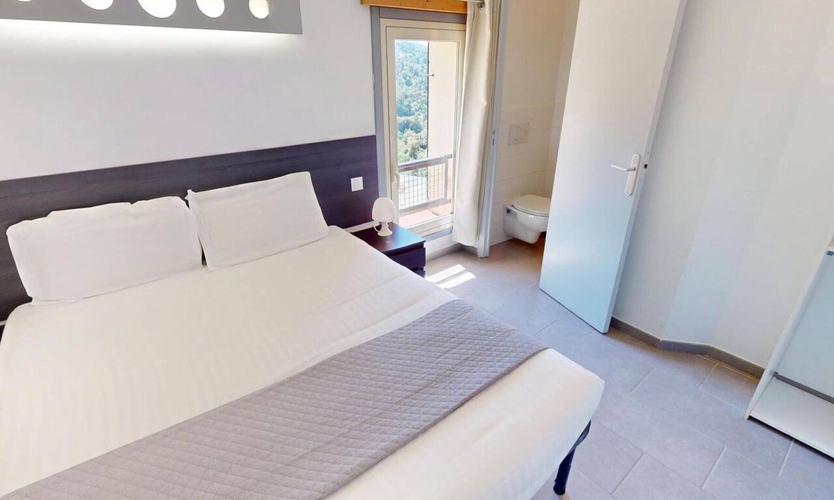 Menton Apartment | Double room mountain view - 2 guests
