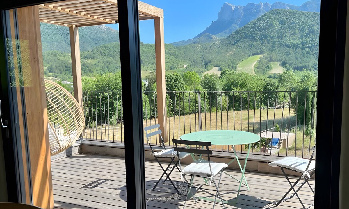Saillans Apartment | Eco-Friendly and Contemporary Charming Gîte