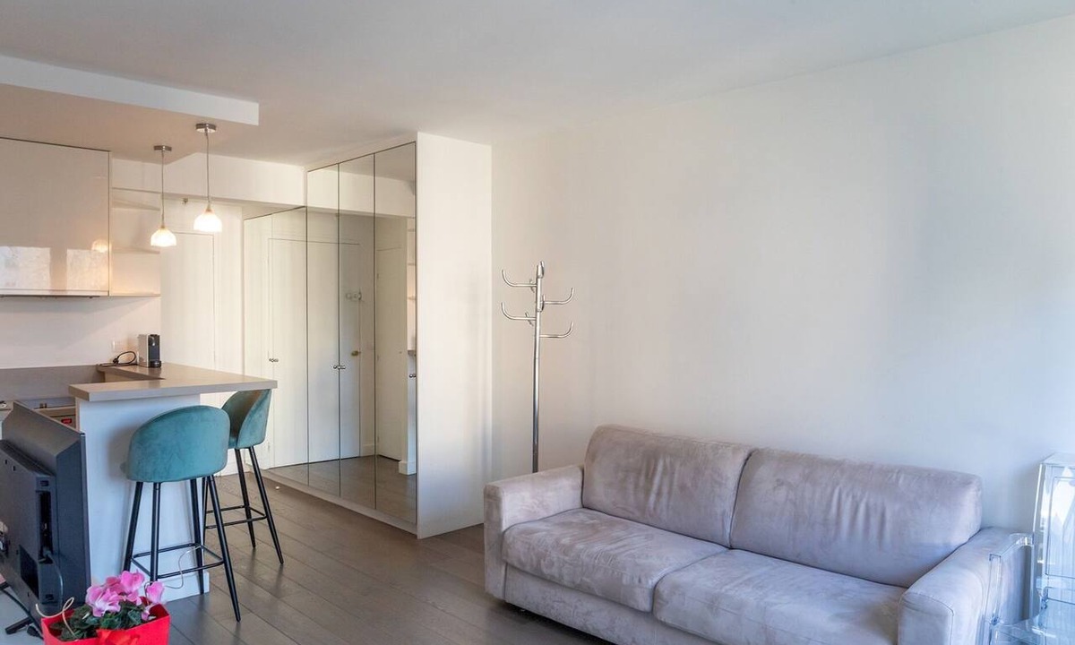7th Arrondissement Apartment | Eiffel Tower Amélie Residence