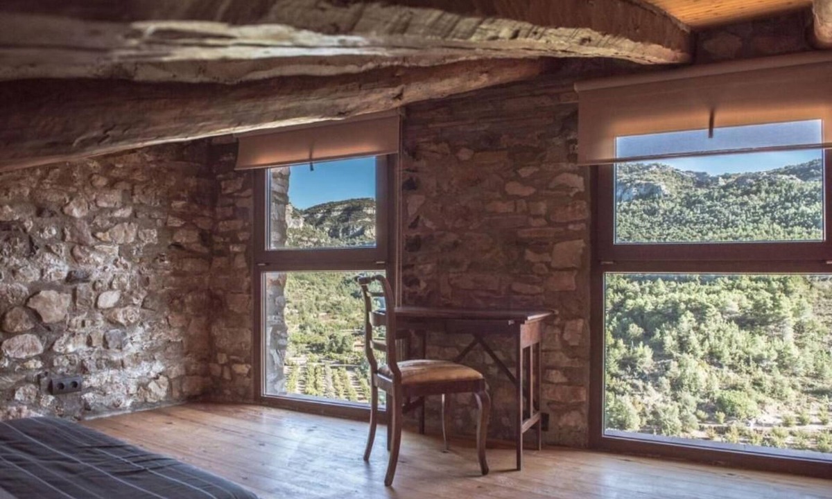 Capafonts Cottage | ⁠El Celler de Cal Garriga: A special spot in the Prades Mountains.