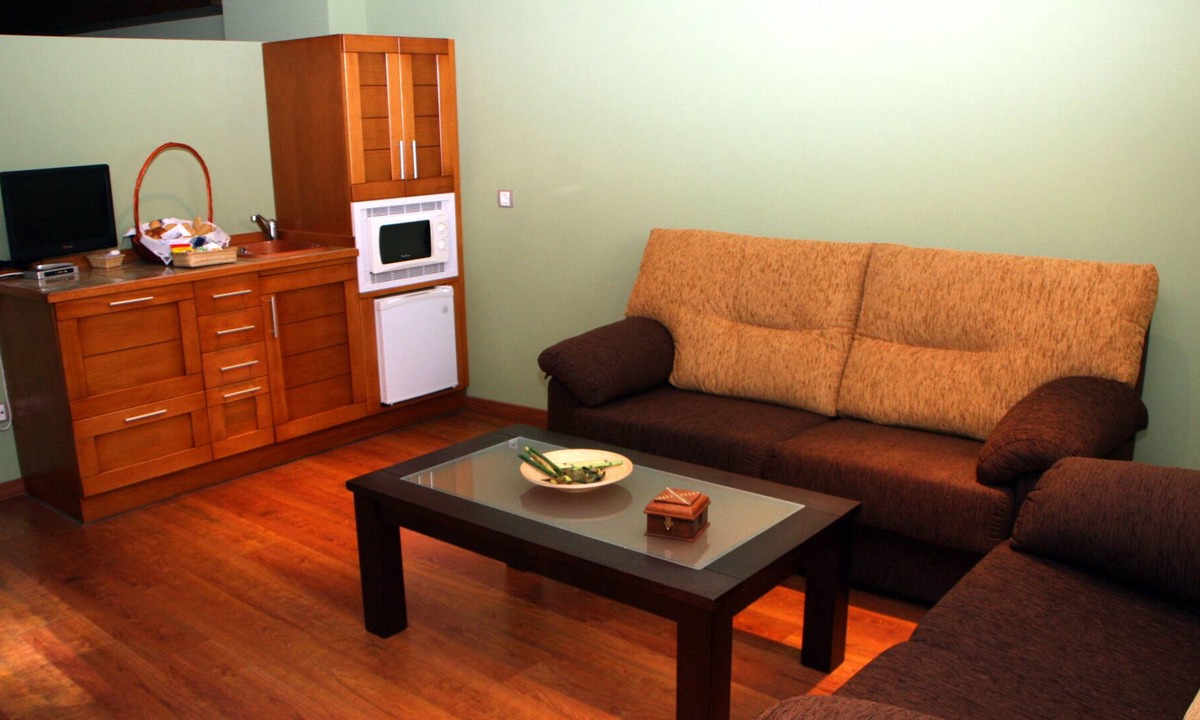 Campo de Criptana Apartment | EL YELMO DE MAMBRINO HOUSE - SOLANO (Maximum 2 adults + 2 children)