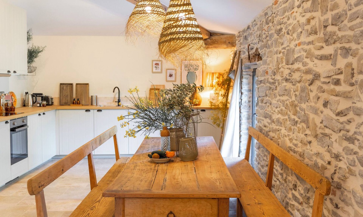 Saint-Julien-les-Rosiers Other | Elegant & Spacious 10-bedroom cottage w/AC, WiFi, Tennis, Pool and Spa ★